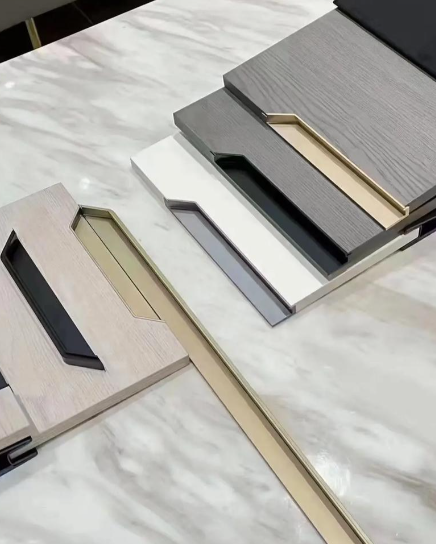 金属单牛角拉手3